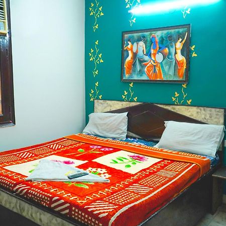 Hotel Bliss Bourn - Lajpat Nagar New Delhi Exterior photo