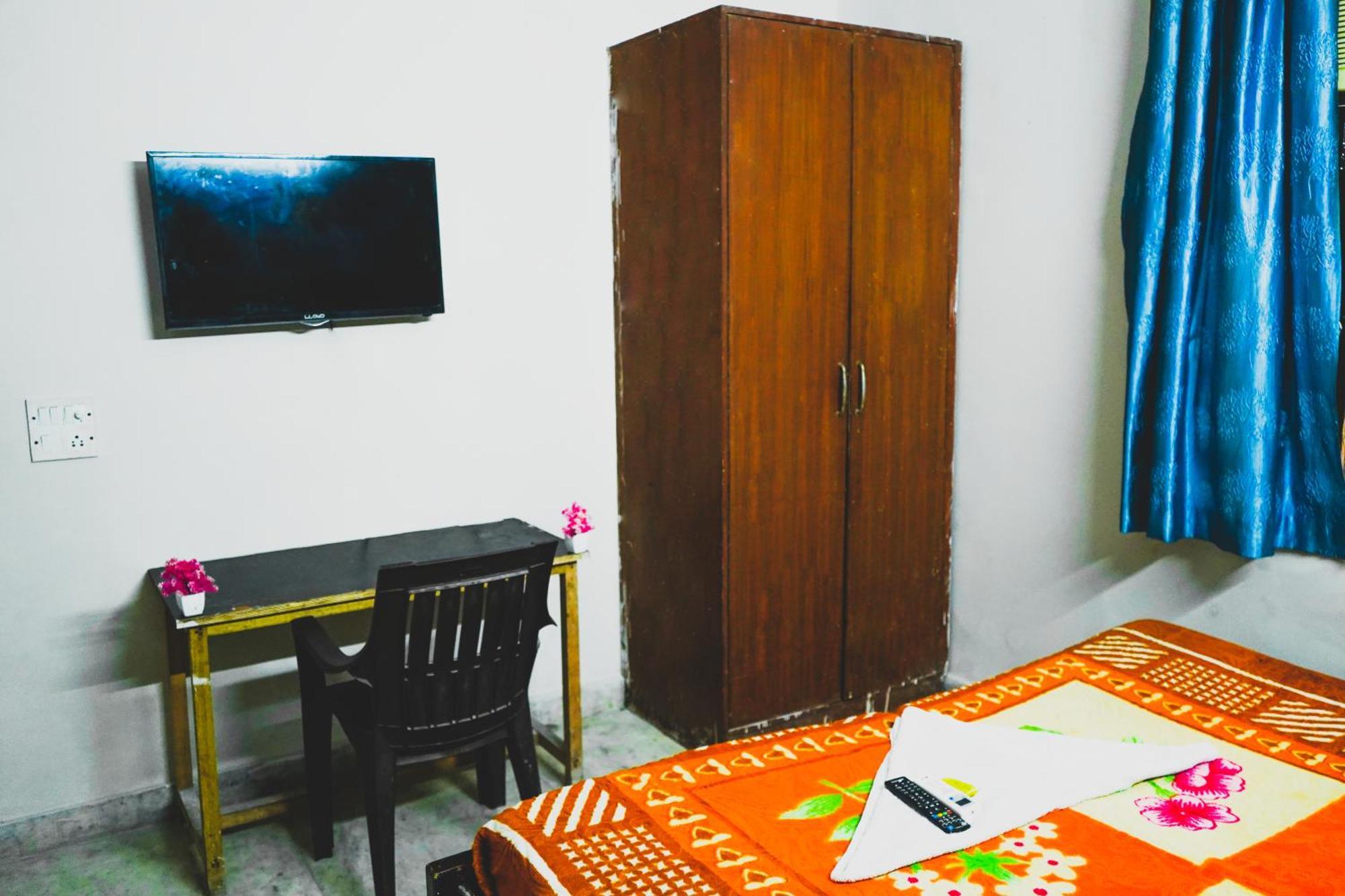 Hotel Bliss Bourn - Lajpat Nagar New Delhi Exterior photo